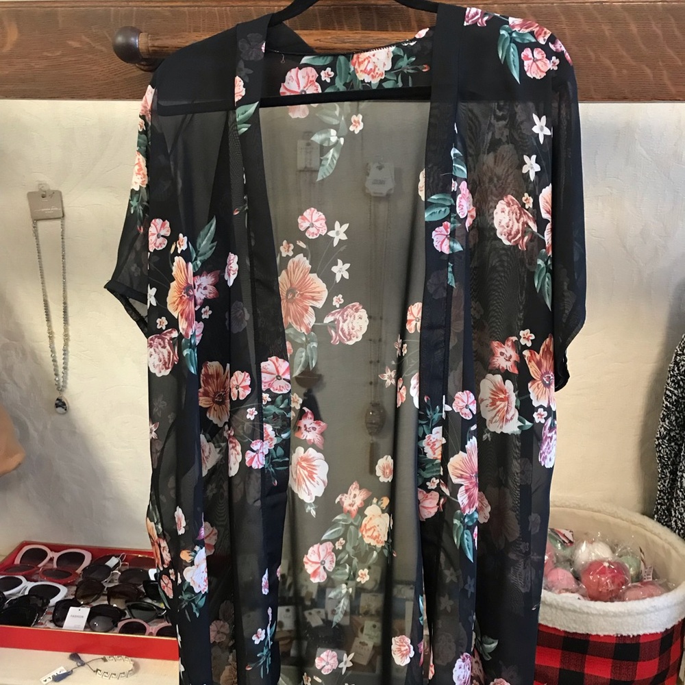 Black gorgeous kimono